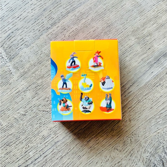 Disney Zootopia Judy Hopps Action Figure - Picture 2 of 7